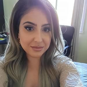 Meet your Posher, Vanessa